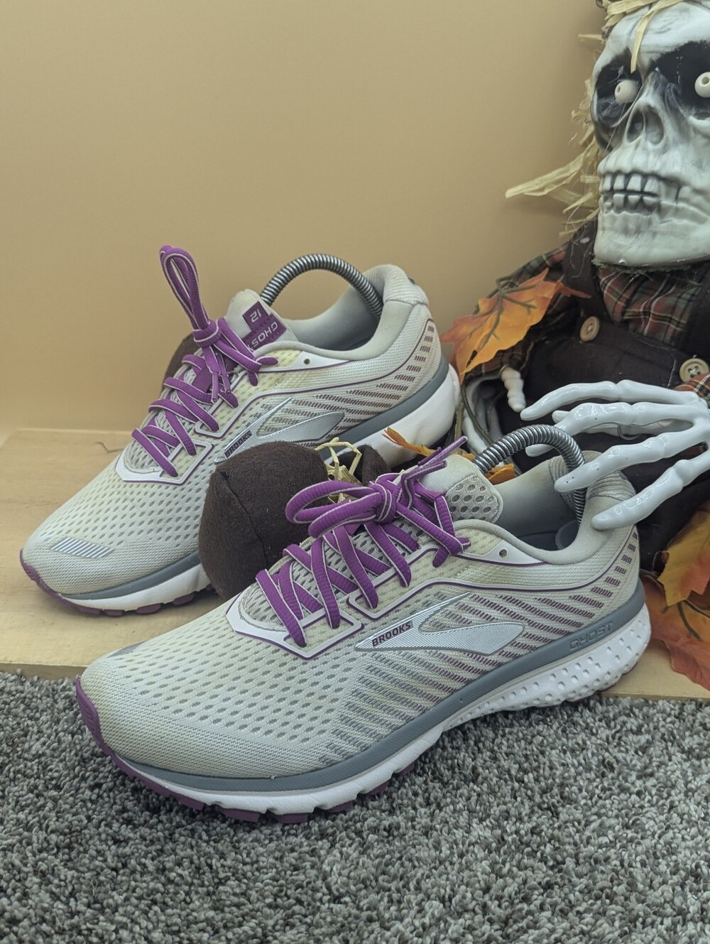 Brooks Ghost 12 Women's Size 9 Running Walking Shoes Casual Gym Walking